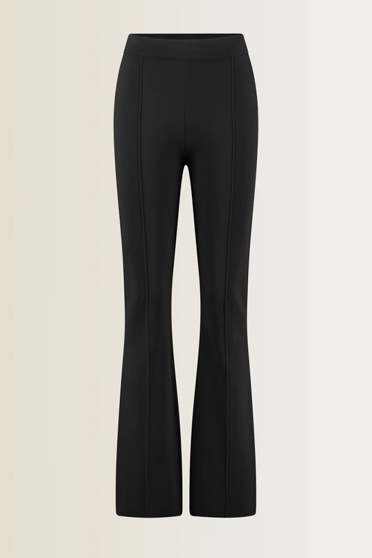 Flared broek gebreid