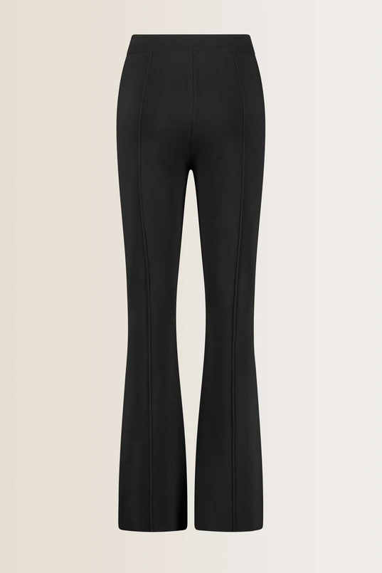 Flared broek gebreid